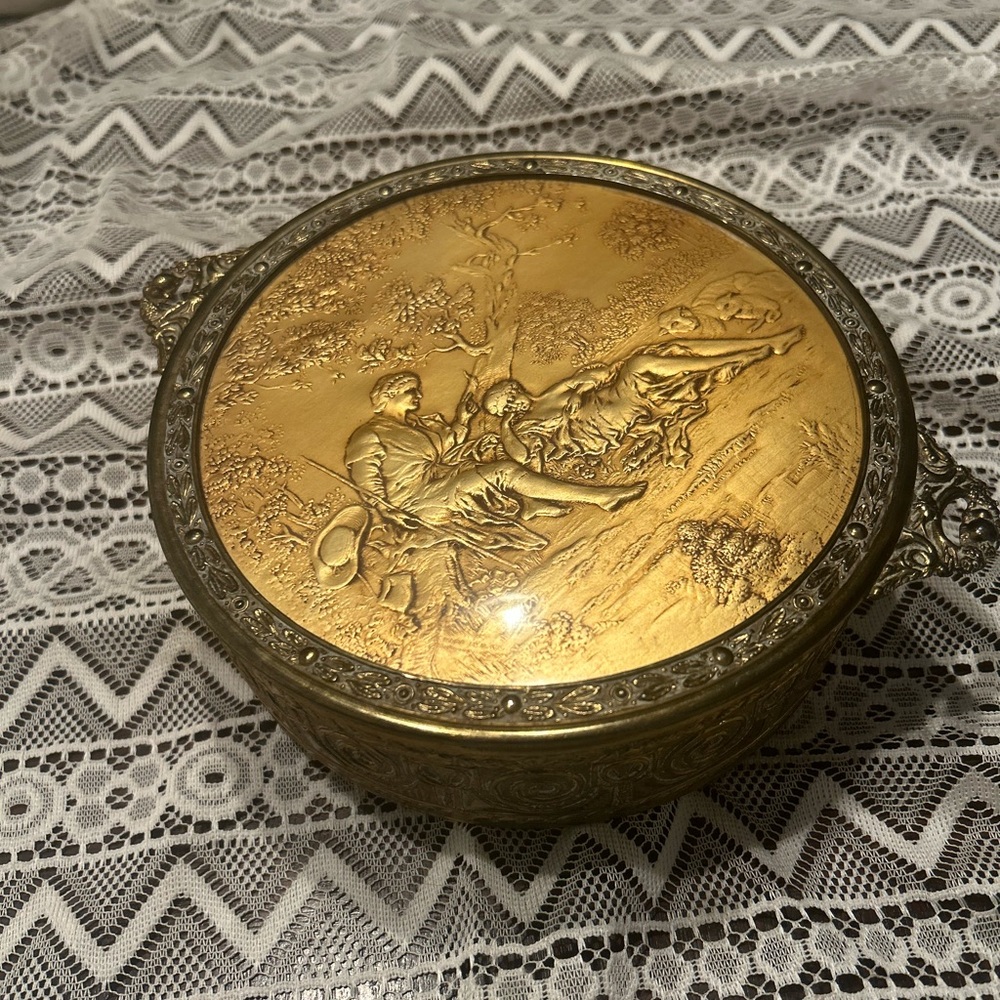 C.W. Ormolu, 3-section Trinket Box